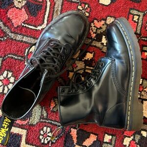 Dr Martens 1460 leather lace up boots